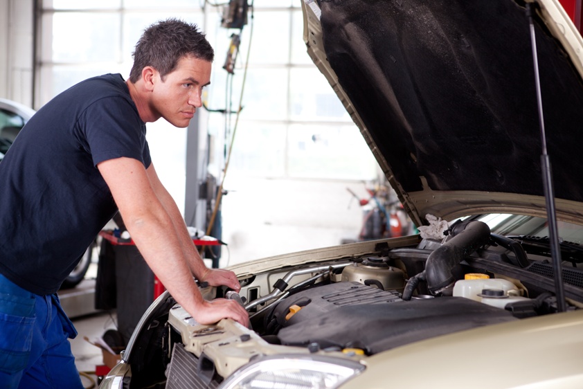 3 Questions To Ask Your Mechanic About Engine Rebuild!